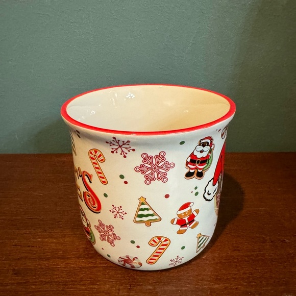 Buc-ee’s “Santa Buc-ee” Christmas Holiday Mug - Picture 7 of 8